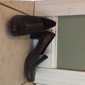Franco Sarto Brown Heels